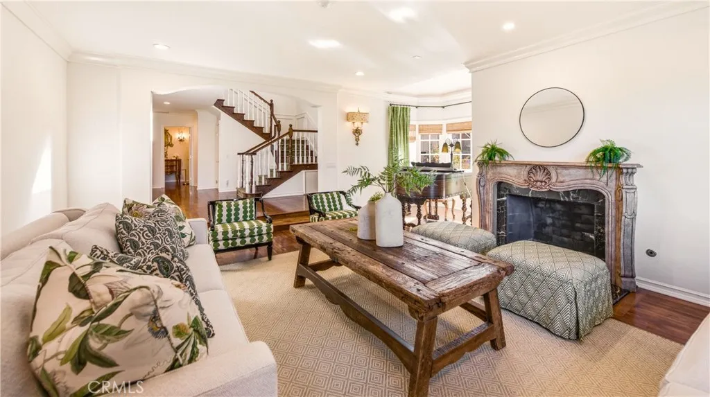 gallery-image 3