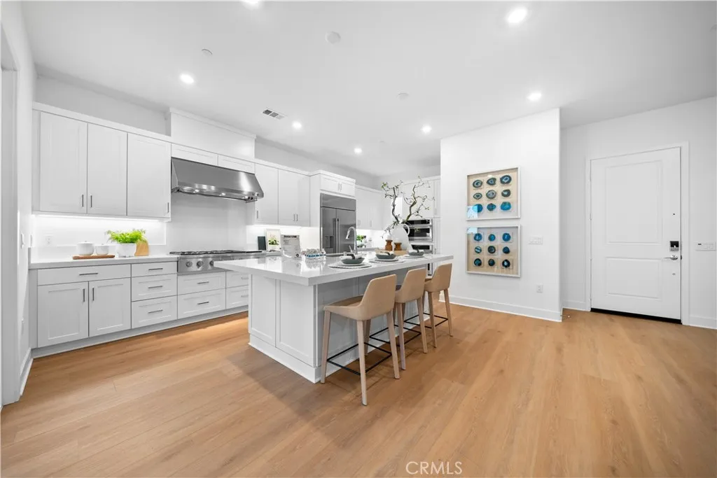 580 Mulligan, Irvine, California 92618 — photo 5