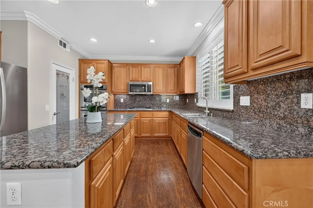 27122 Tube Rose, Murrieta, California 92562 — photo 5