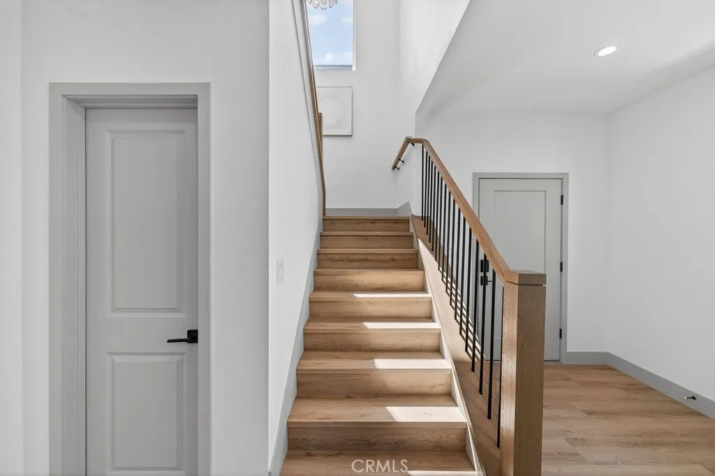 Photos are of the same model/floor plan at a different location and are for illustrative purposes only. Actual finishes, features, and options may vary.