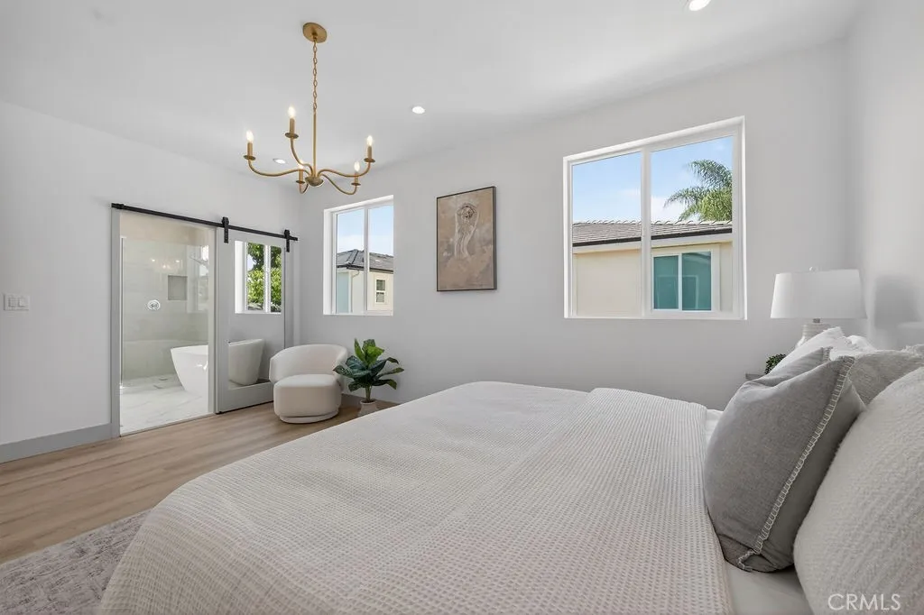 Photos are of the same model/floor plan at a different location and are for illustrative purposes only. Actual finishes, features, and options may vary.