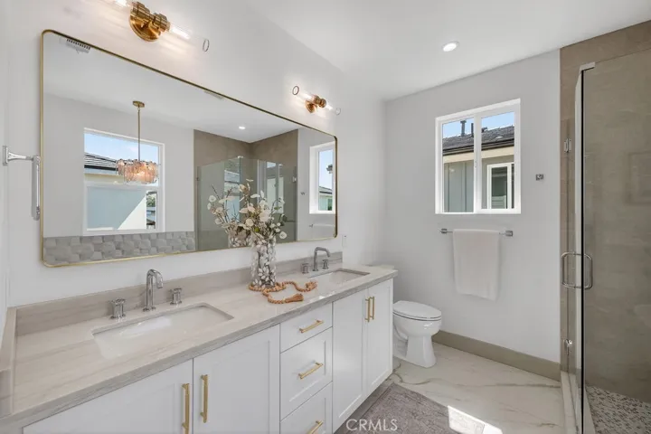 Photos are of the same model/floor plan at a different location and are for illustrative purposes only. Actual finishes, features, and options may vary.