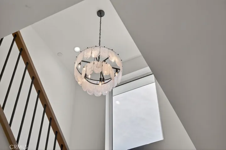 Photos are of the same model/floor plan at a different location and are for illustrative purposes only. Actual finishes, features, and options may vary.