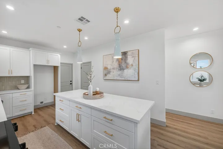 Photos are of the same model/floor plan at a different location and are for illustrative purposes only. Actual finishes, features, and options may vary.