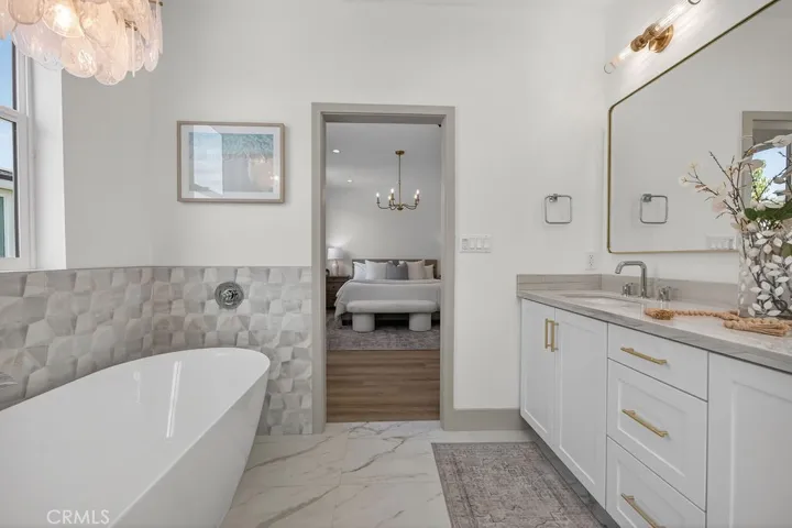 Photos are of the same model/floor plan at a different location and are for illustrative purposes only. Actual finishes, features, and options may vary.