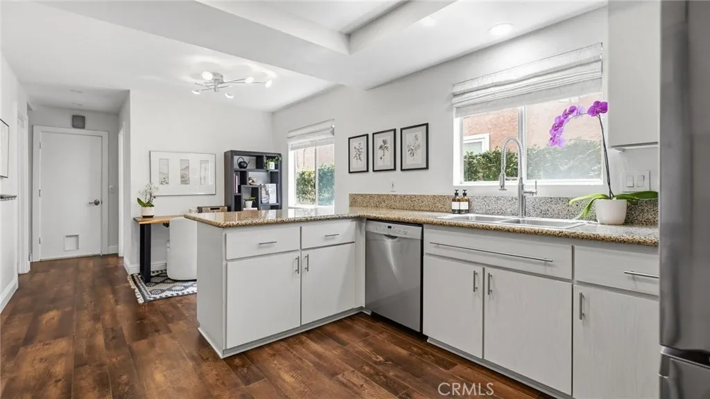 2336 Cynthia Court, Costa Mesa, California 92627 — photo 5