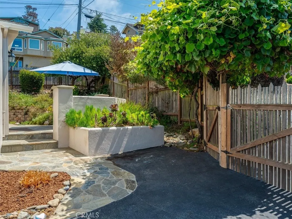 399 Wedgewood, Cambria, California 93428 — photo 5