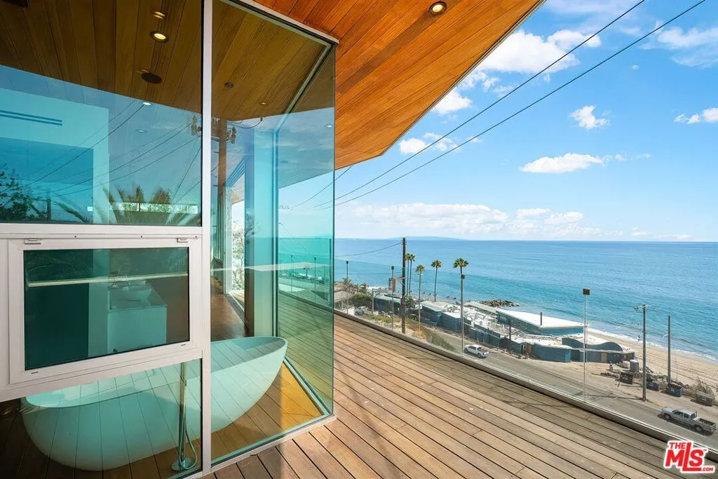 17415 Castellammare Drive, Pacific Palisades, California 90272 — photo 4