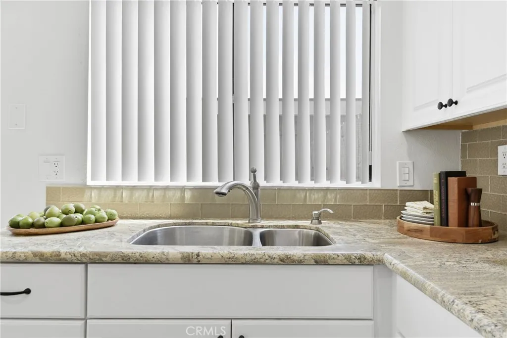 Kitchen sink Kitchen sink