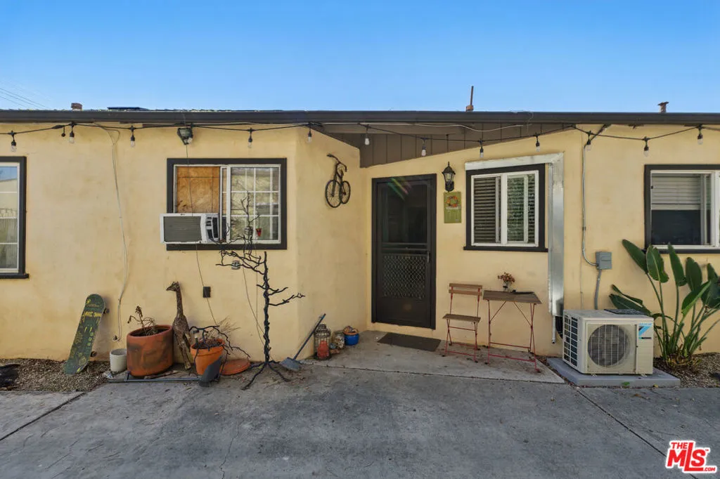 5710 Vineland Avenue, North Hollywood, California 91601 — photo 5