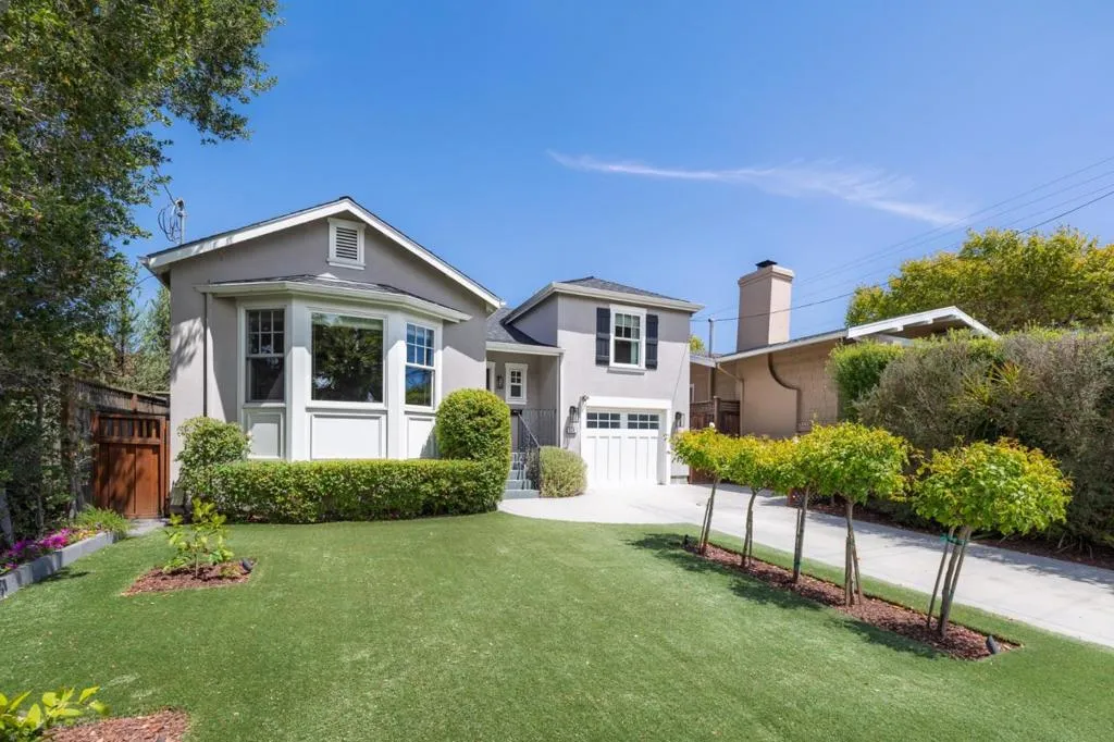 804 Acacia Dr