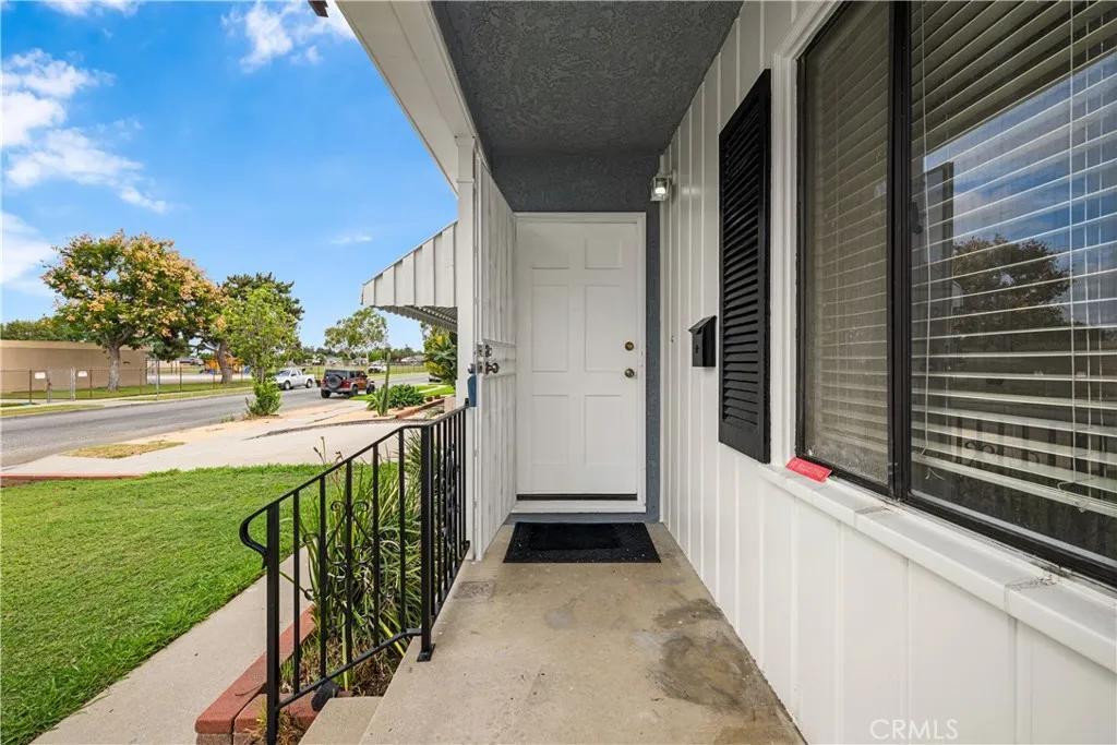 5626 Pearce Avenue, Lakewood, California 90712 — photo 5
