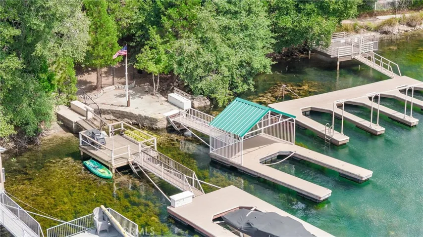 320 Flower Drive, Lake Arrowhead, California 92352 — photo 4