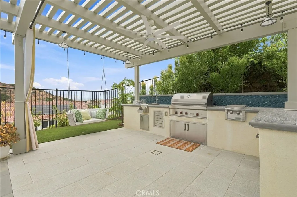 24357 W Clear Creek, West Hills, California 91304 — photo 4