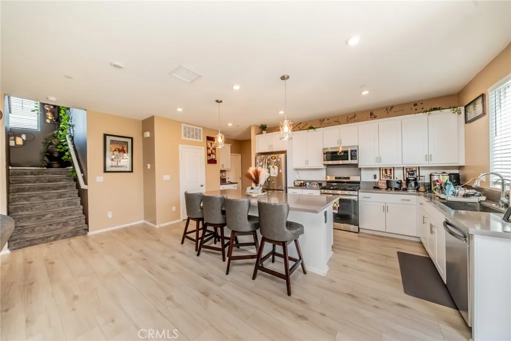 3838 W Bodega, San Bernardino, California 92407 — photo 5