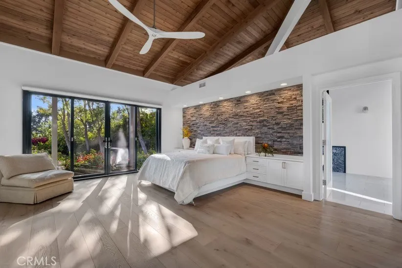 M Bedroom