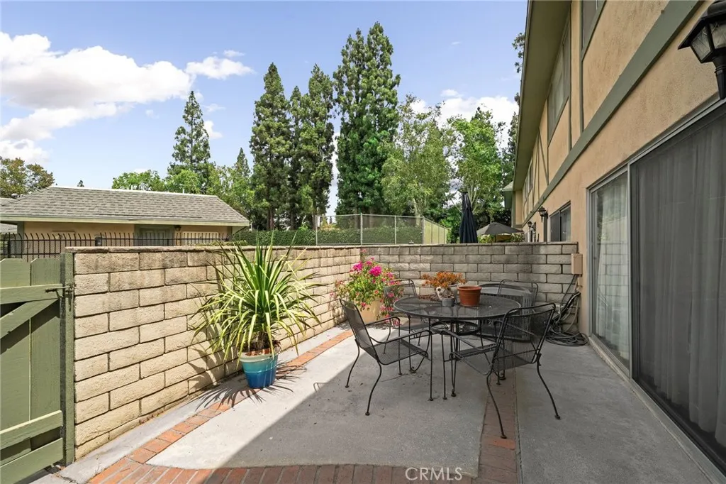 1107 W Francis Street F, Ontario, California 91762 — photo 4