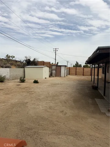 57374 Warren, Yucca Valley, California 92284 — photo 5