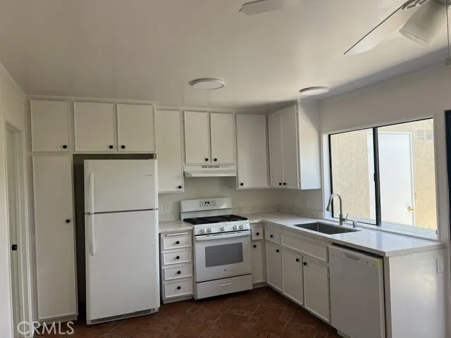 31 Meadowgrass, Irvine, California 92604 — photo 4