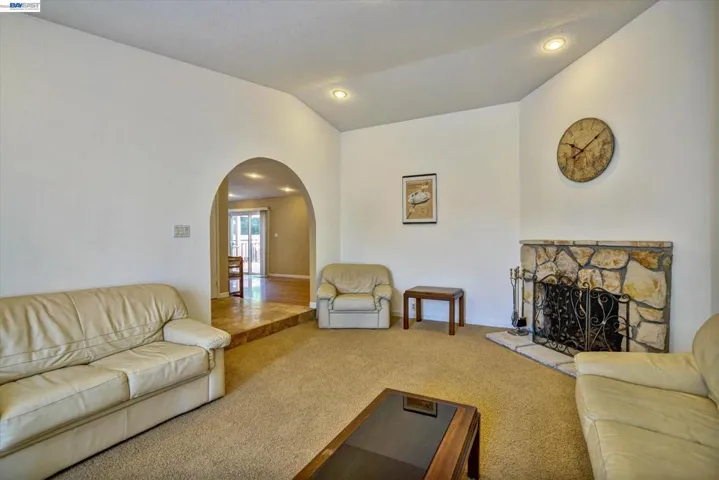 2511 Mistletoe Dr, Hayward, California 94545 — photo 4