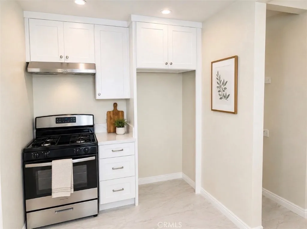 716 Fischer, Glendale, California 91205 — photo 5