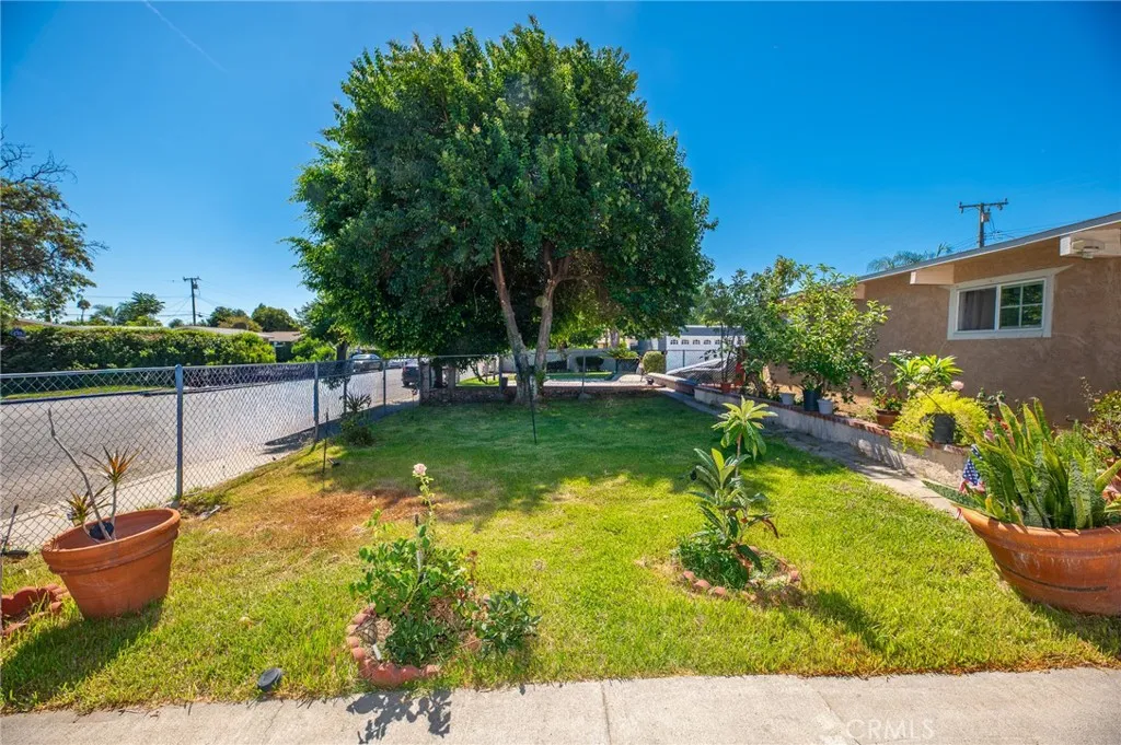 1719 Catalina Dr, Pomona, California 91766 — photo 4
