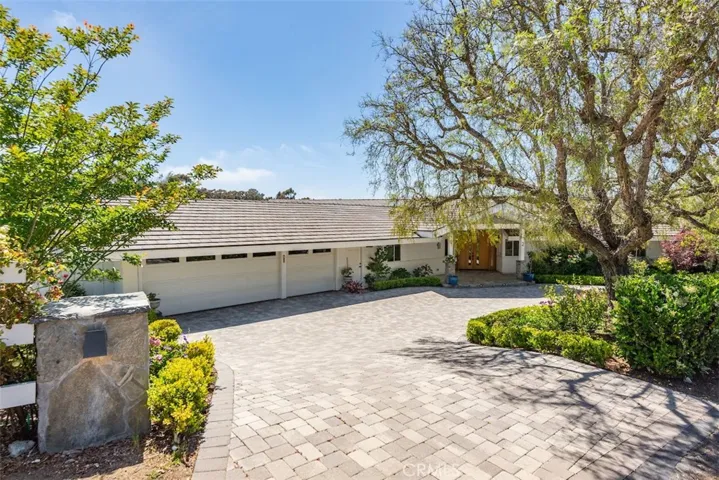 2 El Concho Lane, Rolling Hills, California 90274 — photo 5