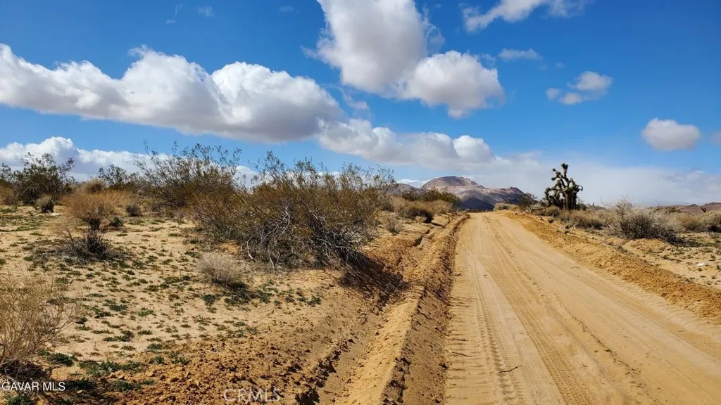 0 Reed Ave, Mojave, California 93501 — photo 4