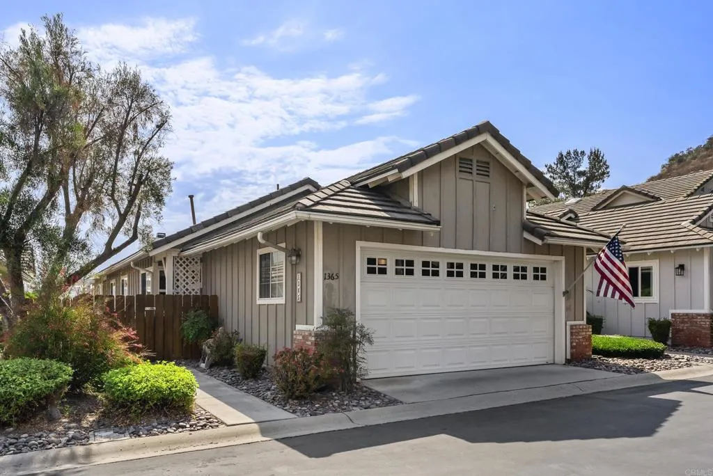 1365 Saltbush Ln