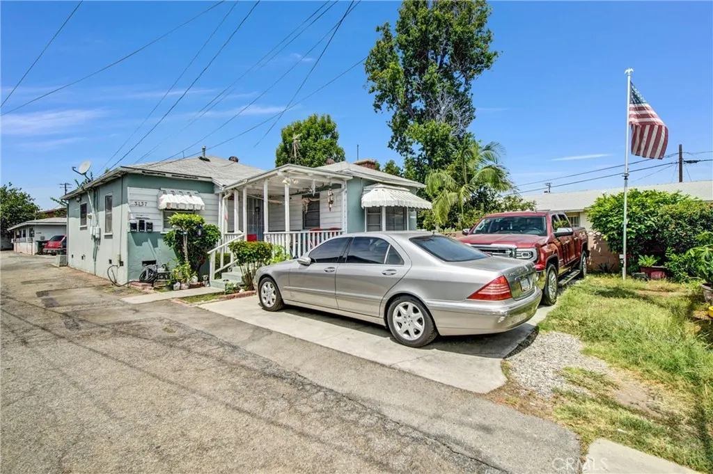 3137 Vane Ave