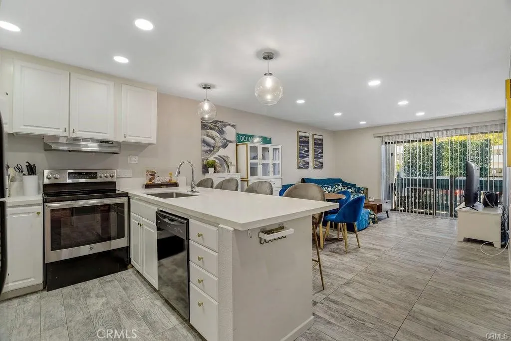4060 Huerfano Avenue 107, San Diego, California 92117 — photo 4