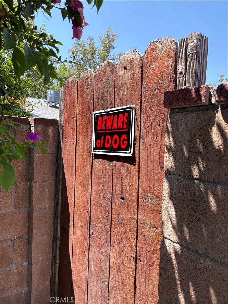 Alley Gate