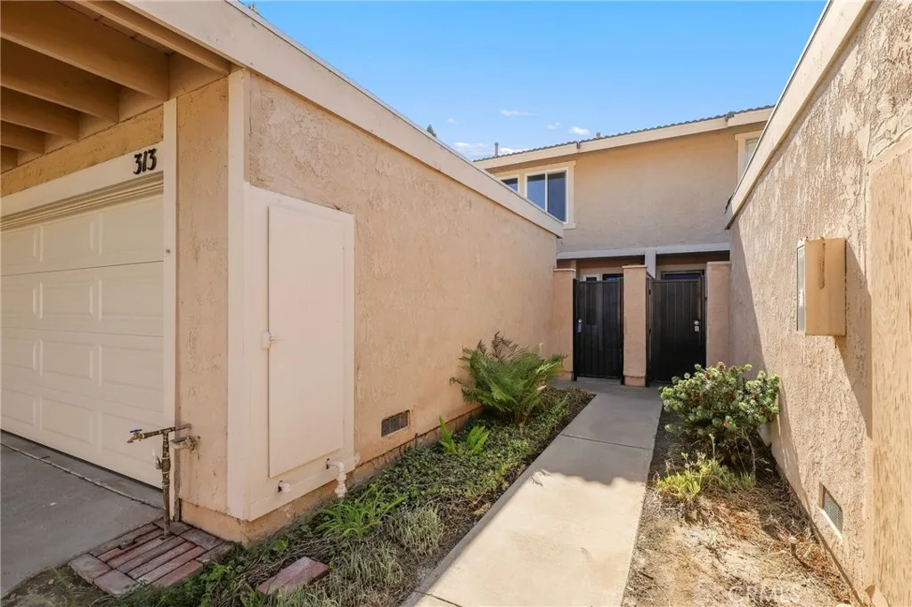 313 S Belmont Lane, Placentia, California 92870 — photo 5