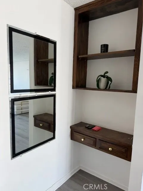 Entry way, place to put keys, etc.
