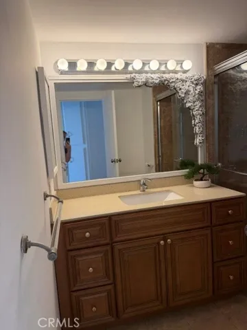 Vanity