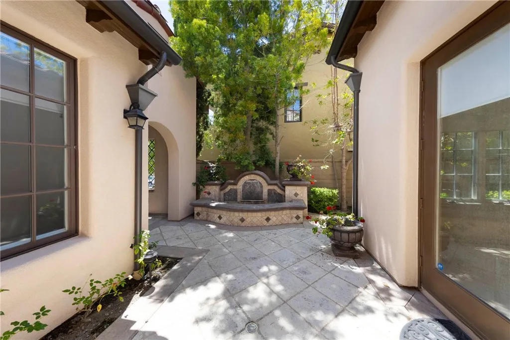 15 Shadowcast, Newport Coast, California 92657 — photo 4