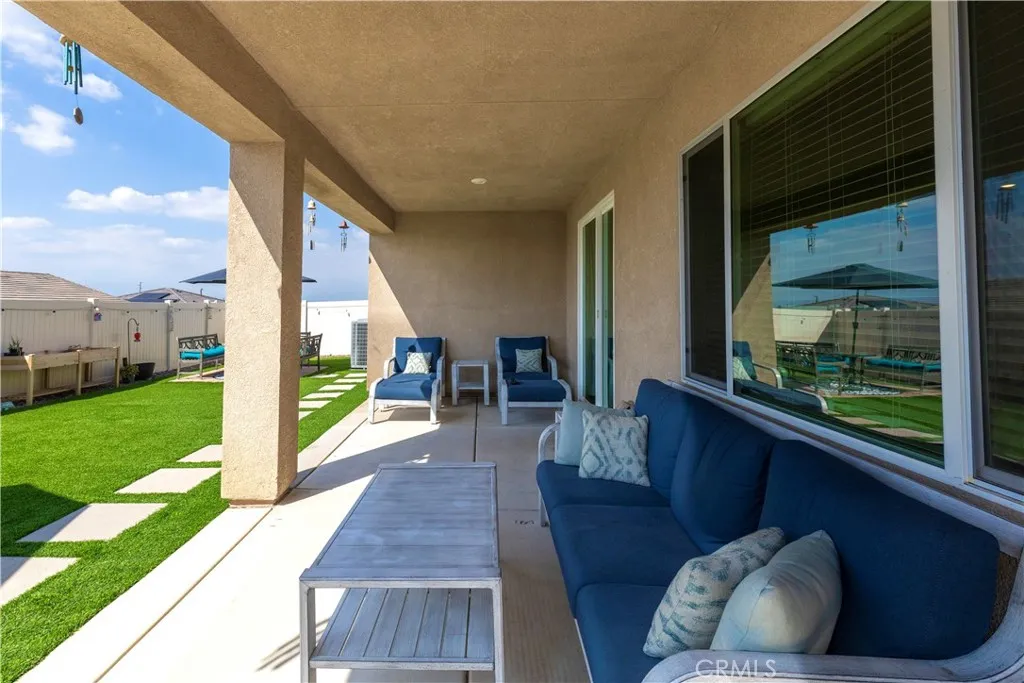 7635 Sweet Ranch Court, Riverside, California 92507 — photo 5
