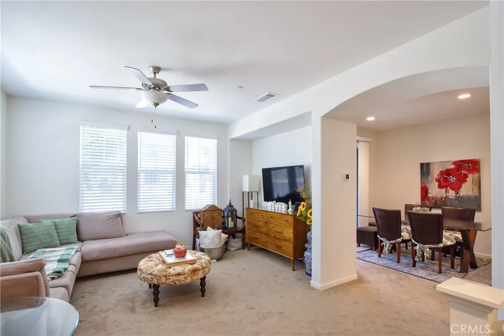 41987 Isadora 1404, Murrieta, California 92562 — photo 4