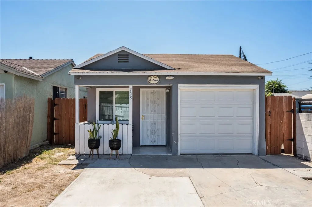 728 W Cressey