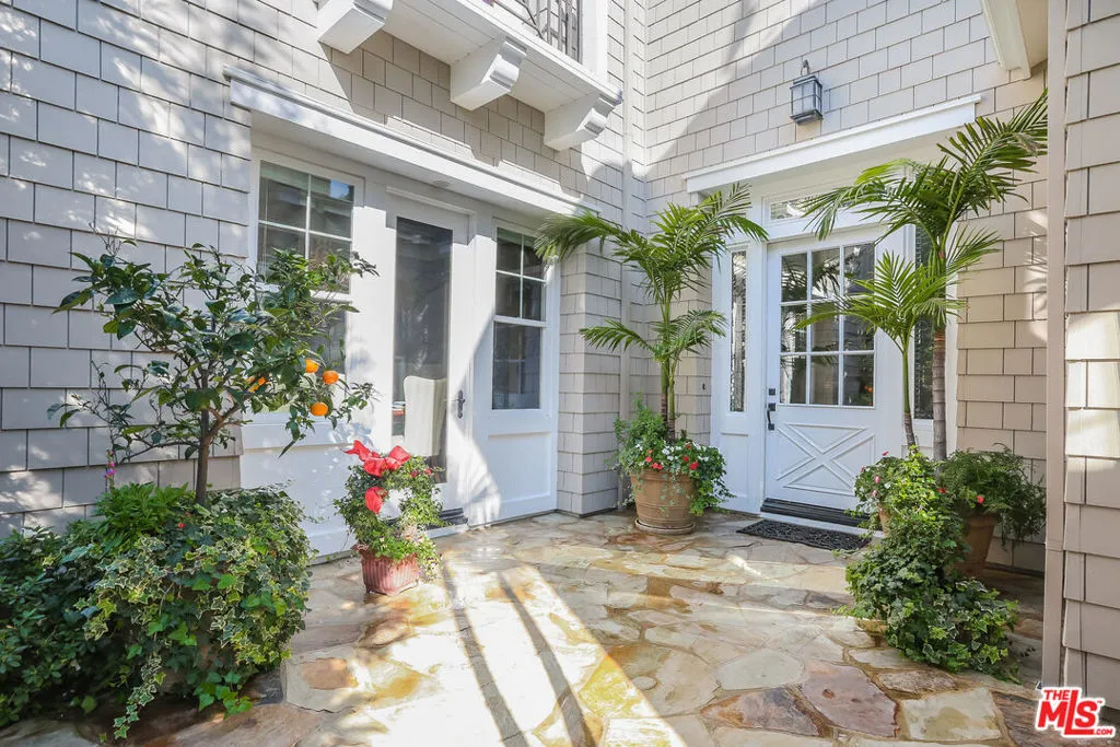 7391 Coastal View Drive, Los Angeles, California 90045 — photo 4