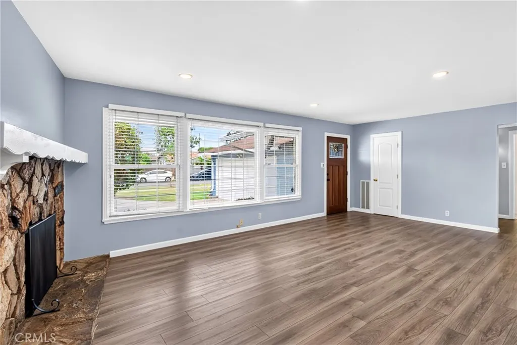 13238 Premiere Avenue, Downey, California 90242 — photo 5