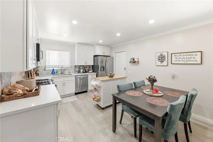 4201 W Oak, Fullerton, California 92833 — photo 4