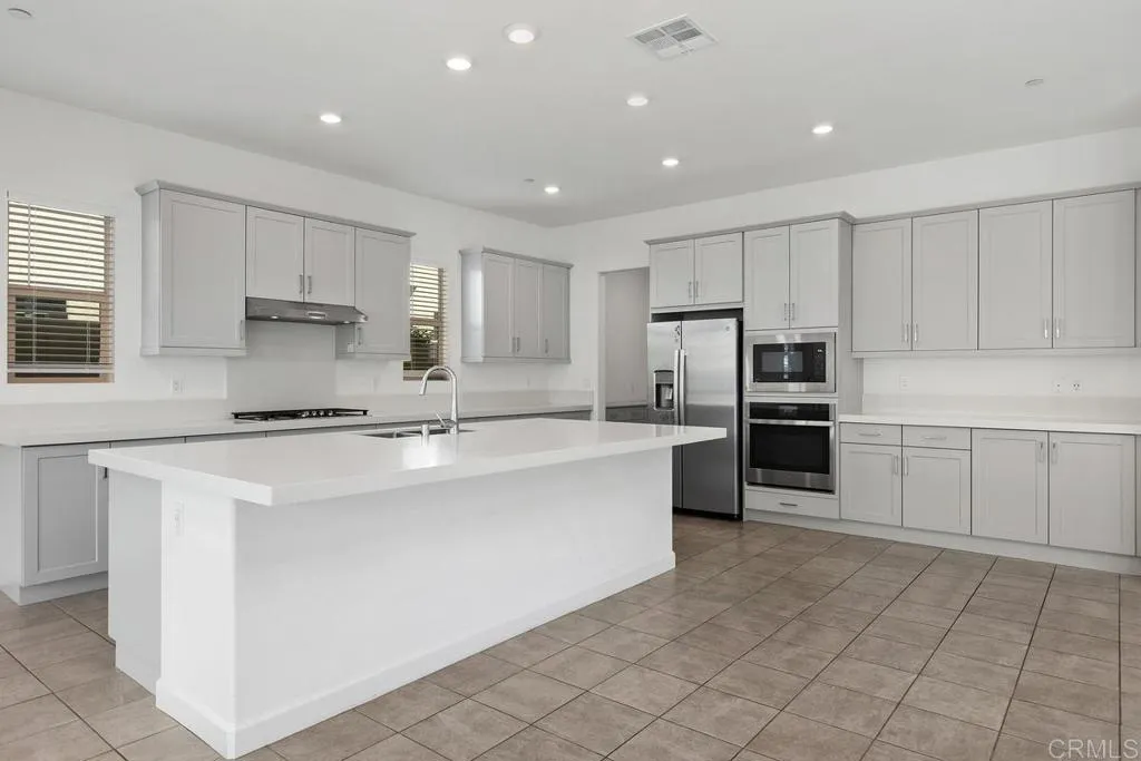702 Westbrook Loop, San Marcos, California 92078 — photo 5
