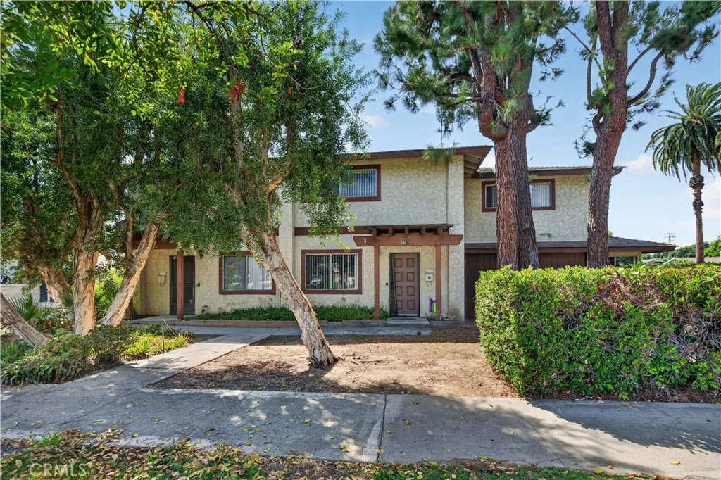2465 D Street, La Verne, California 91750 — photo 4