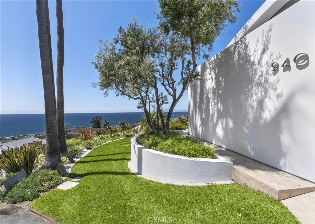 940 Summit Drive, Laguna Beach, California 92651 — photo 4