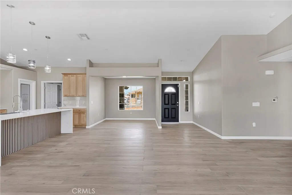 17723 Sycamore Street, Hesperia, California 92345 — photo 5
