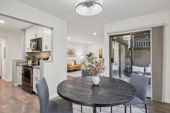 3350 La Mesa Drive 4, San Carlos, California 94070 — photo 5