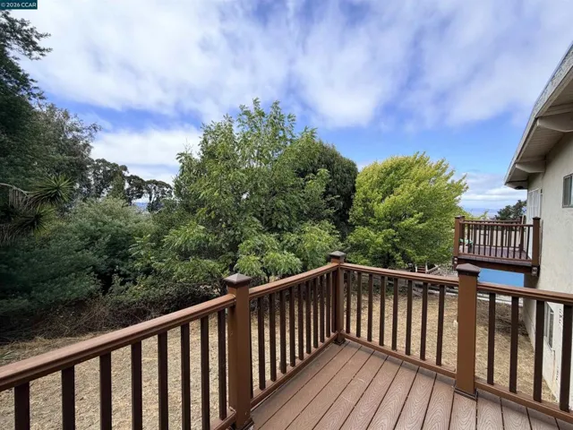 5482 Morrow Dr., San Pablo, California 94806-4142 — photo 5