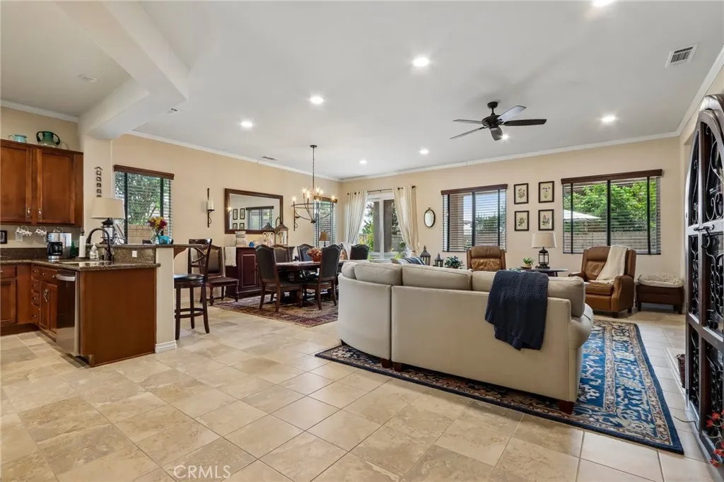 1645 Camino Cresta, Hemet, California 92545 — photo 5