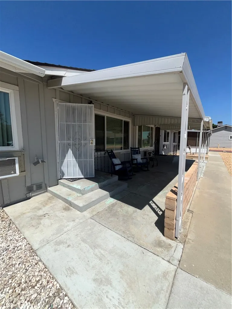 150 35 E Lakeshore, Lake Elsinore, California 92530 — photo 4